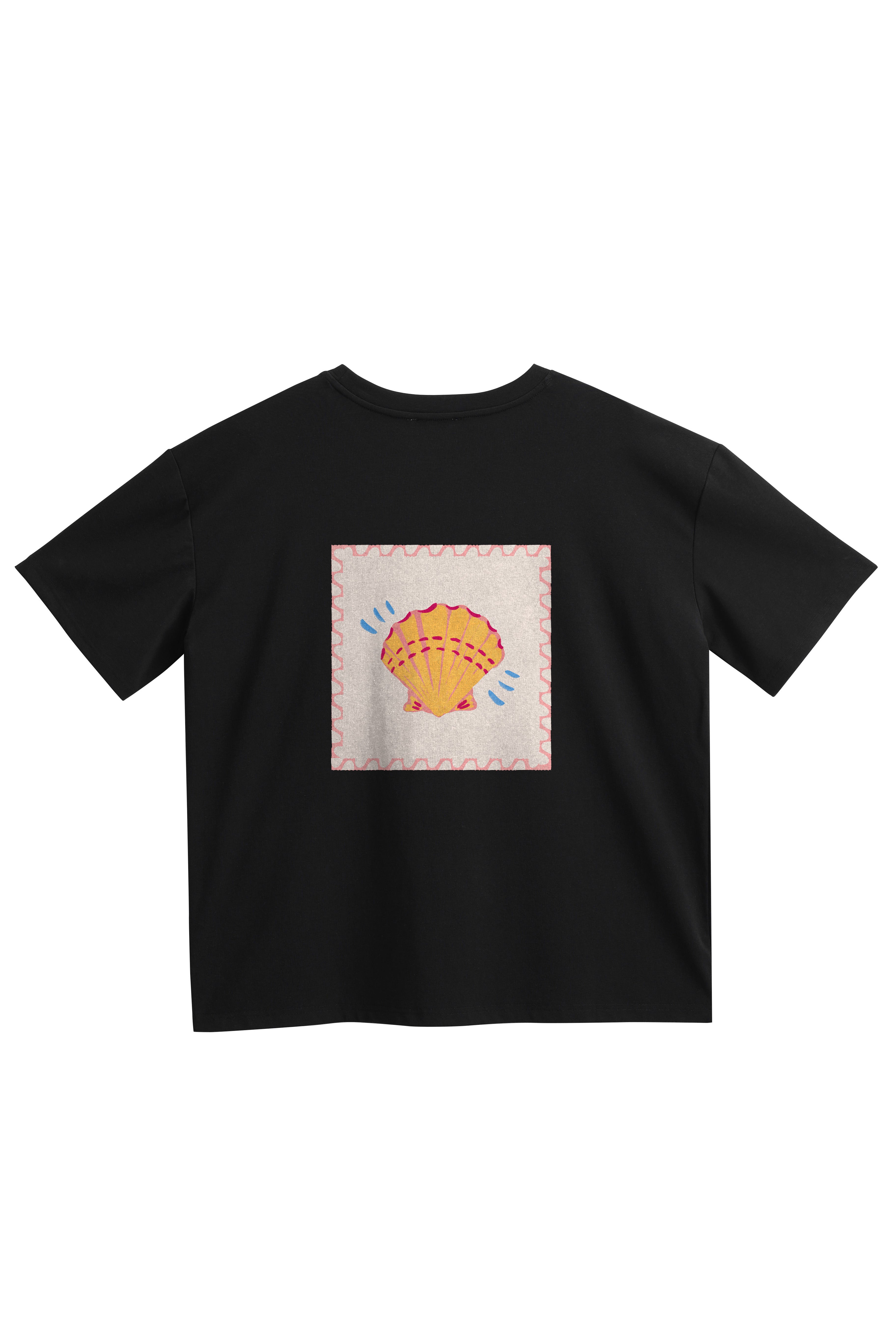 files/RelaxedBack_Black_SHELL.jpg files/RelaxedBack_Black_SHELL.jpg