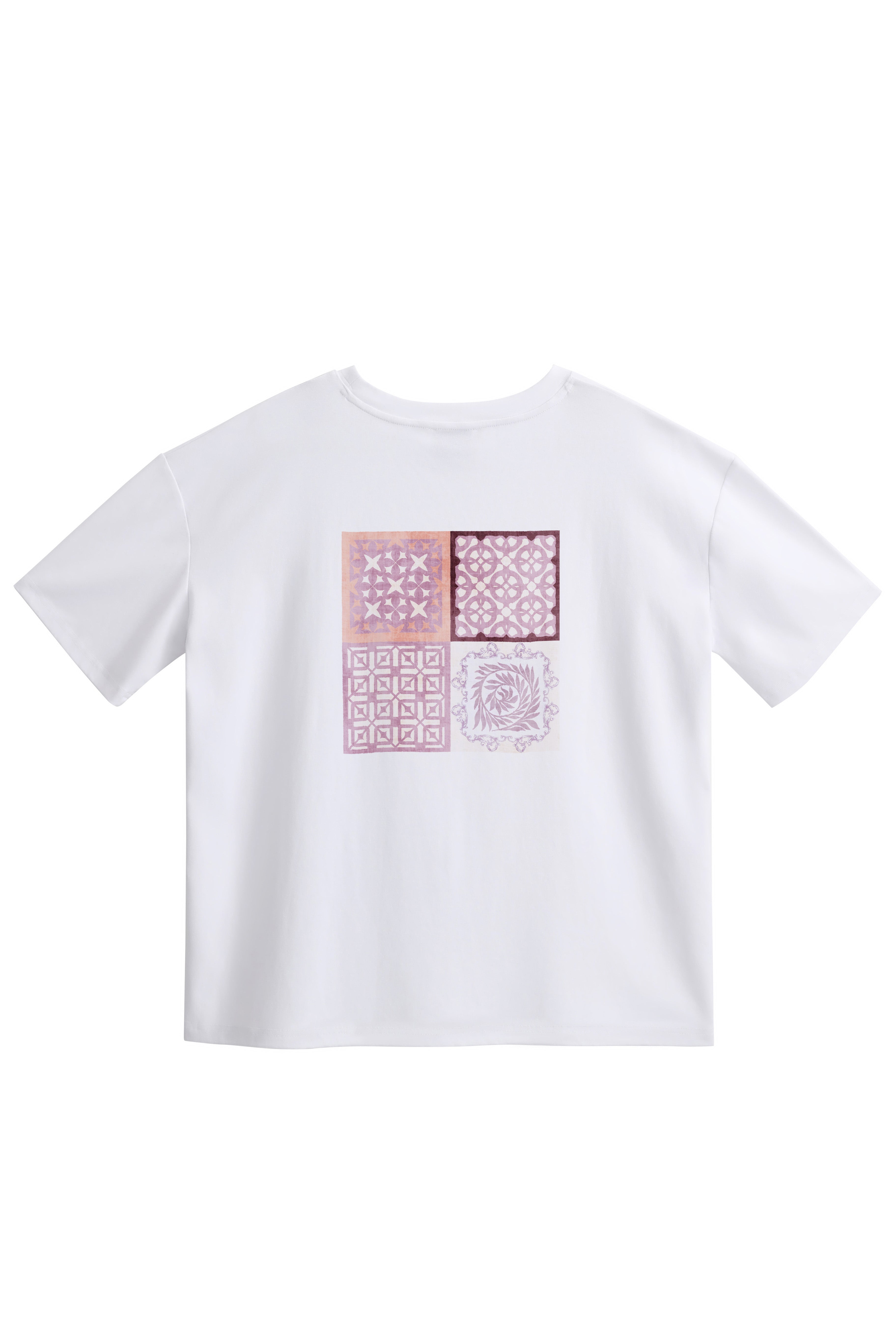 files/RelaxedBack_White_EP314-1TILING.jpg files/RelaxedBack_White_EP314-1TILING.jpg