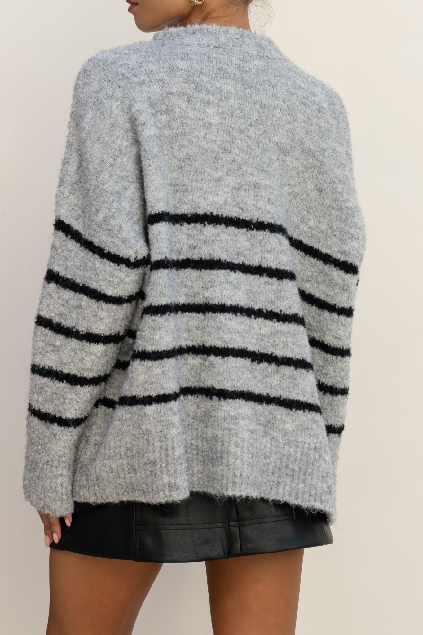 files/Steffy_Grey_Black_Stripe_Knit_Sweater_8.jpg files/Steffy_Grey_Black_Stripe_Knit_Sweater_8.jpg