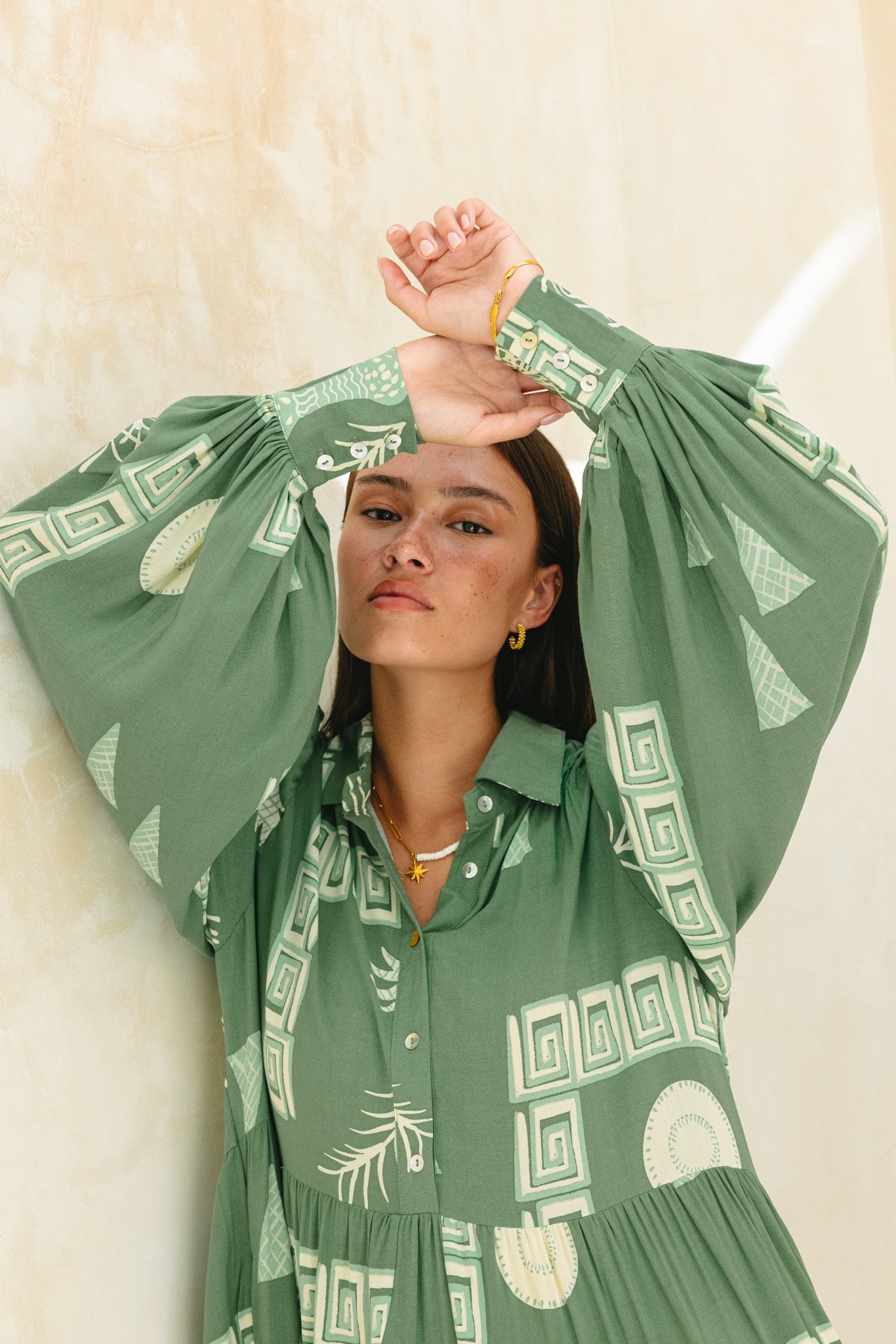 Verda Green Tropical Long Sleeve Midi Dress Verda Green Tropical Long Sleeve Midi Dress