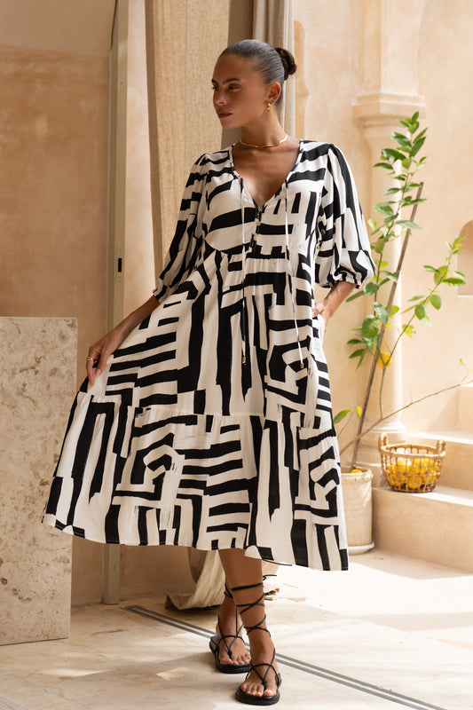 Kaede Black Geo Volume Sleeve Midi Dress