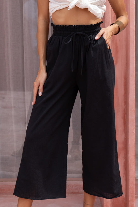 Alyss Black Cropped Pants