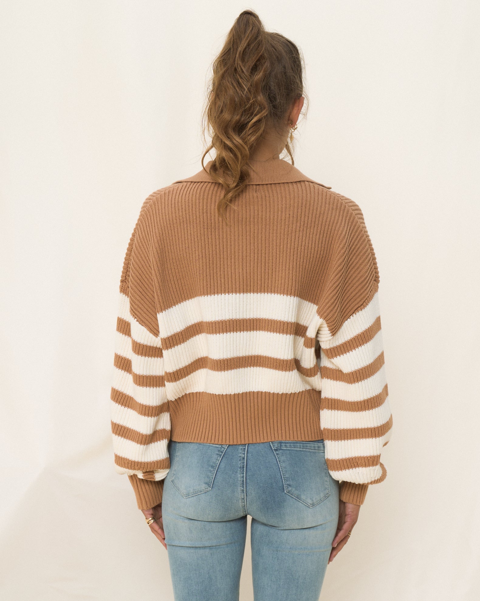 Alexis Mocha 棕色条纹 Polo 针织毛衣