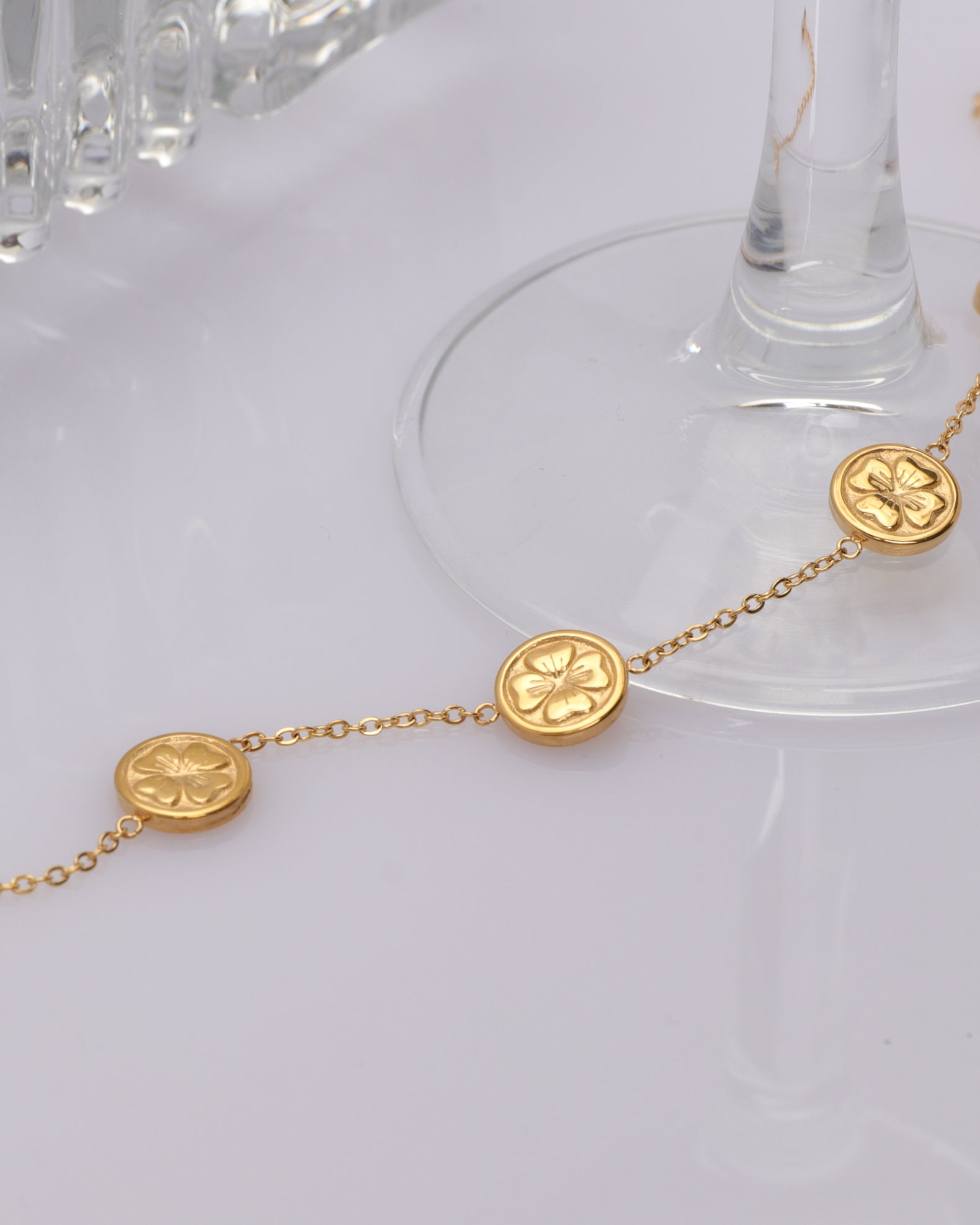 Thalia Gold Clover Chain Bracelet
