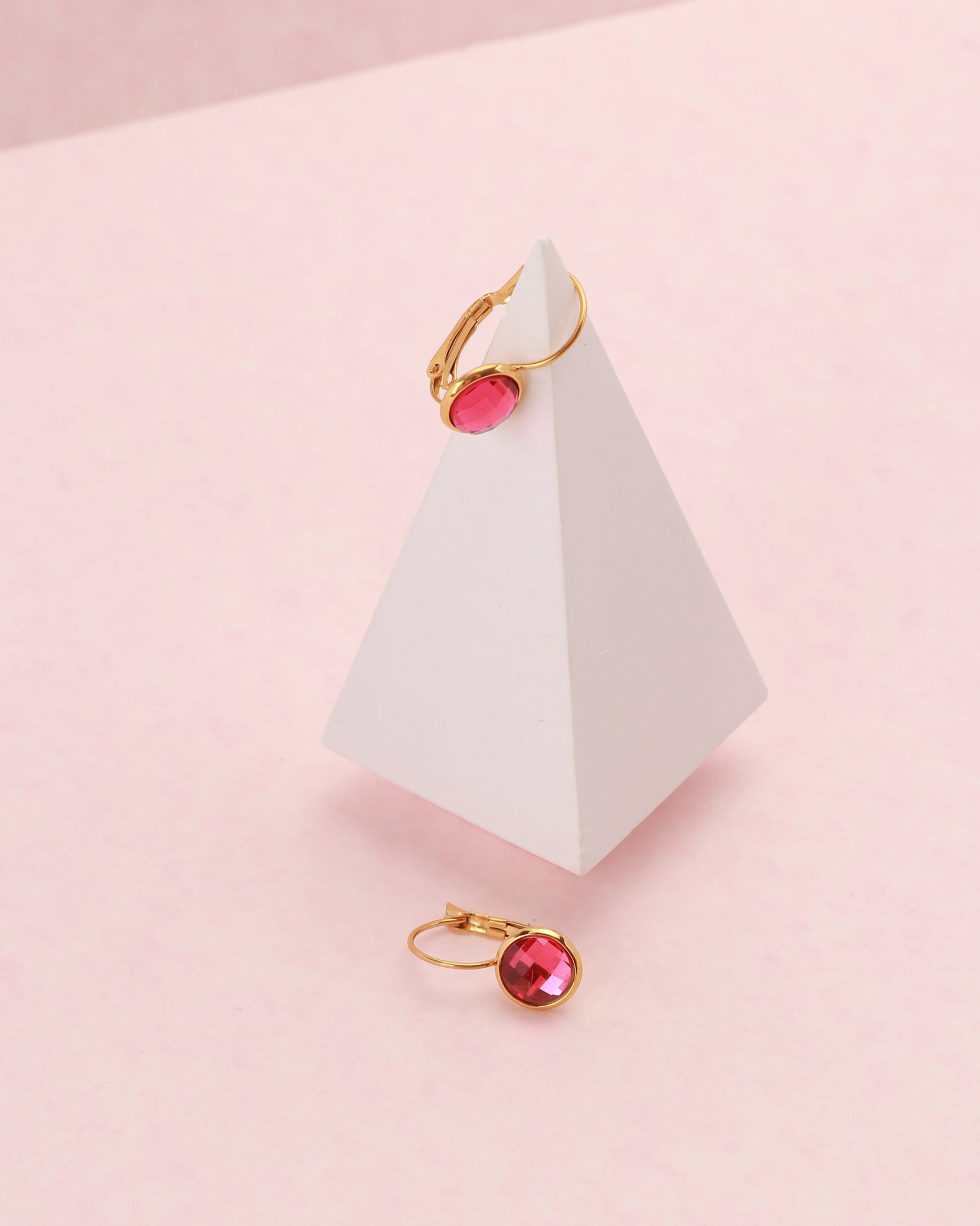 Jemima粉红色水晶金耳环
