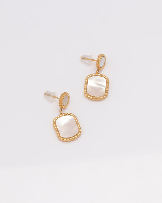 Skylar Shell Gold Earrings