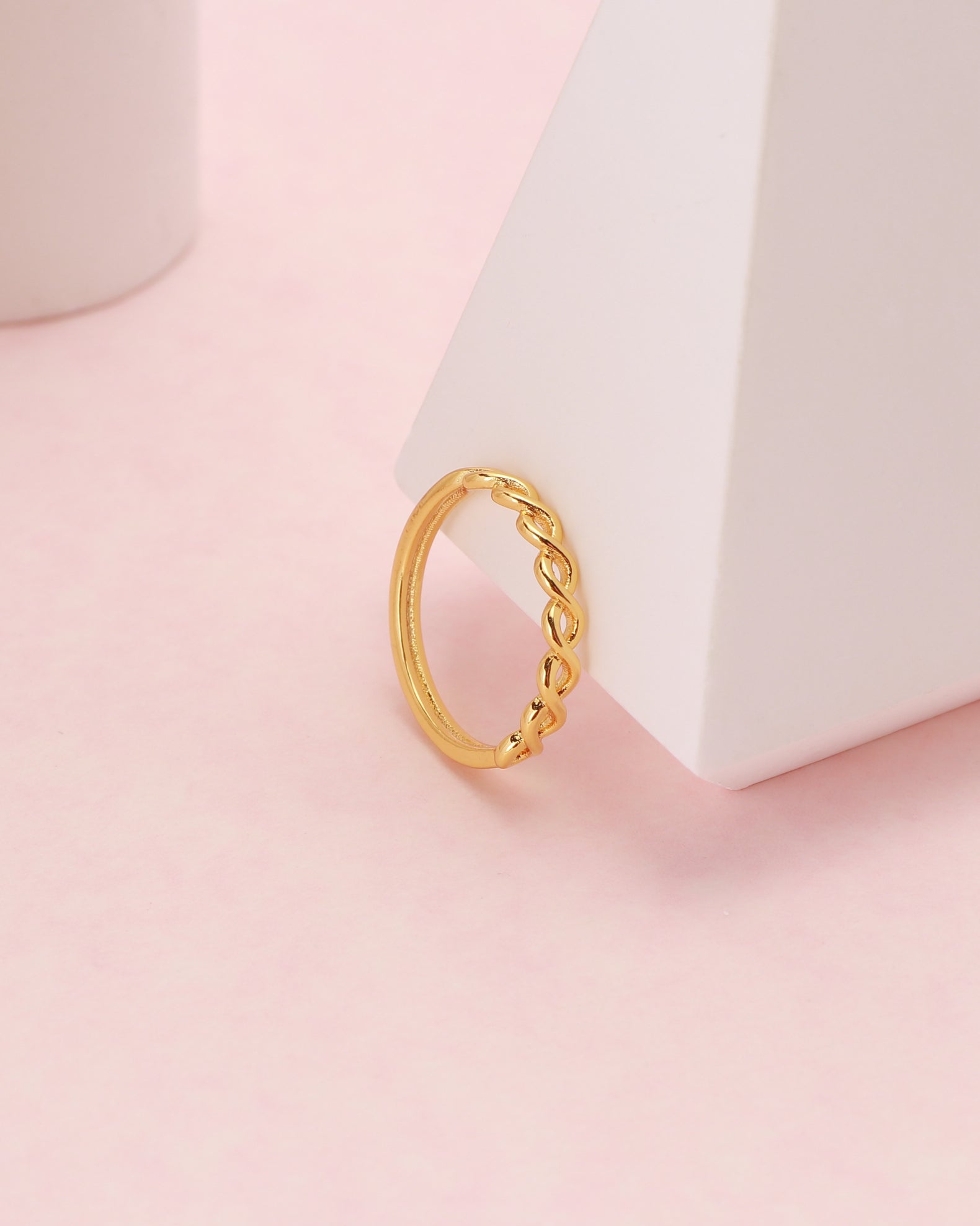 Tessara Gold Woven Ring