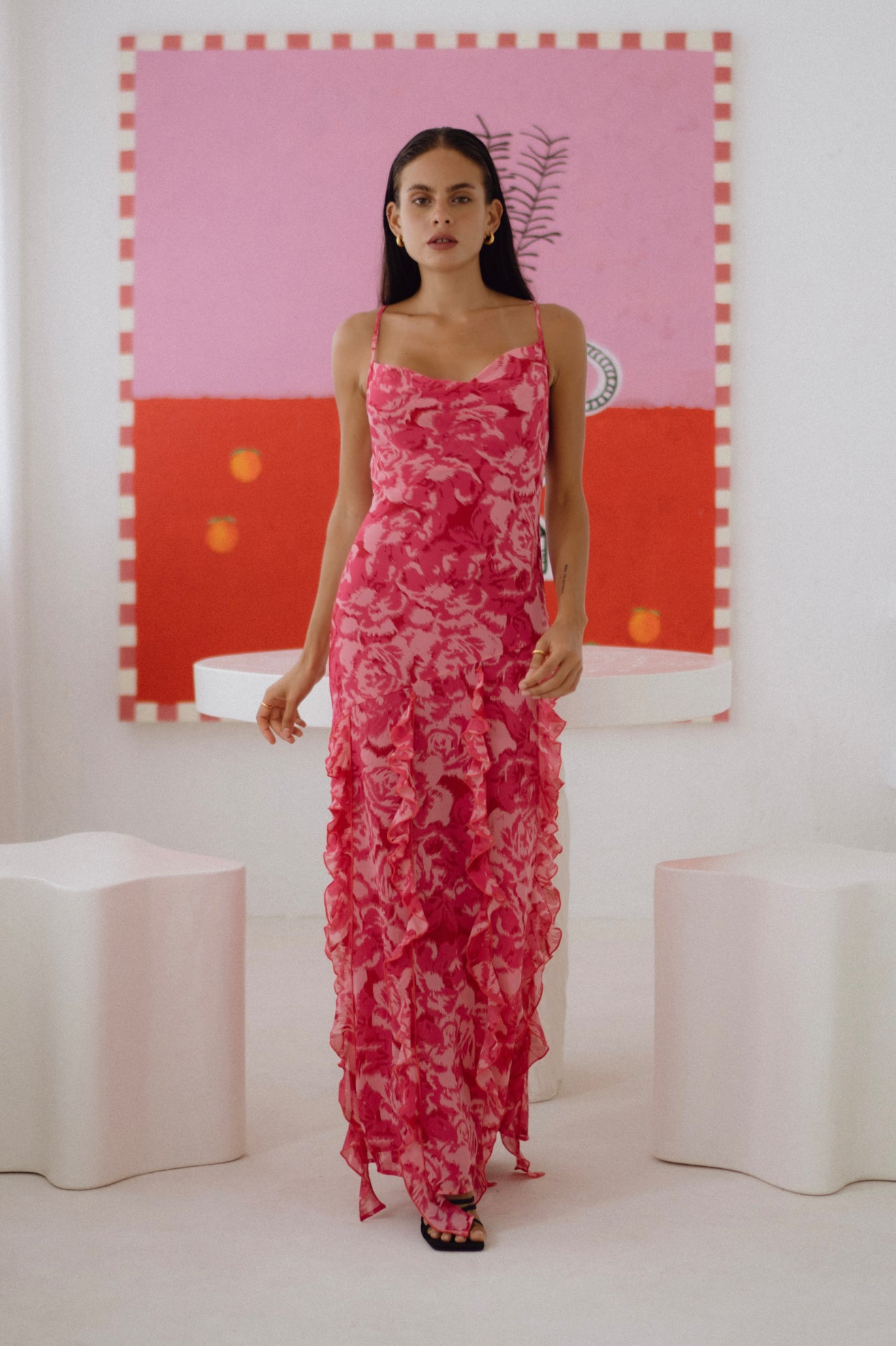 Mikayla粉红色抽象花卉领带靠背连衣裙