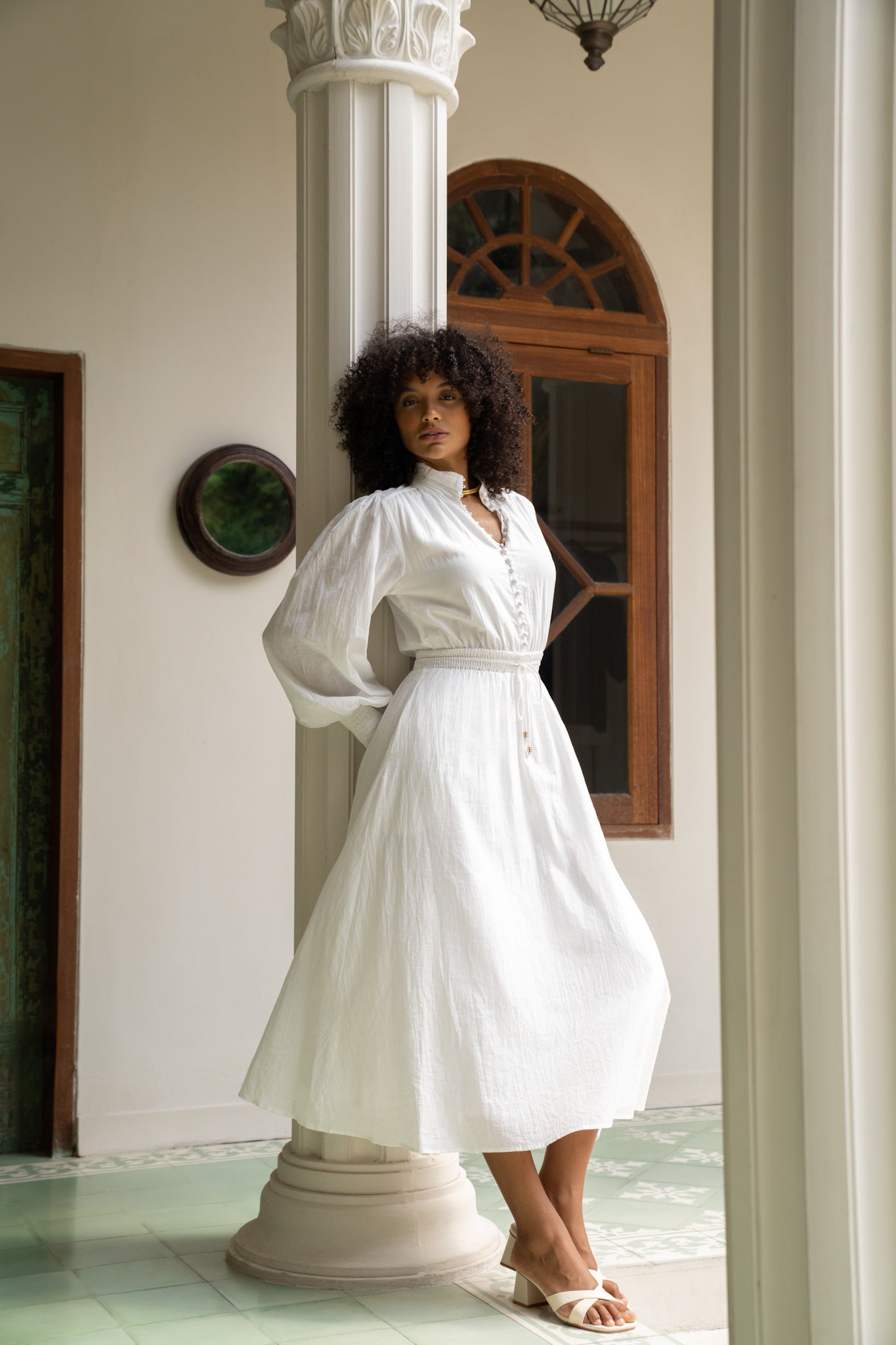 long sleeve white dress australia Long-Sleeved Lace Wedding Dress with Open Back
