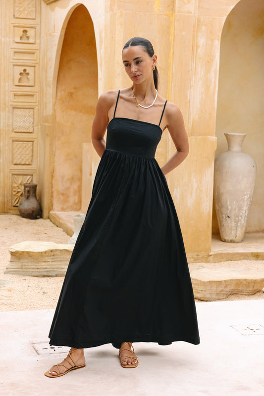 W2011149-10 Azalea 黑色喇叭长连衣裙