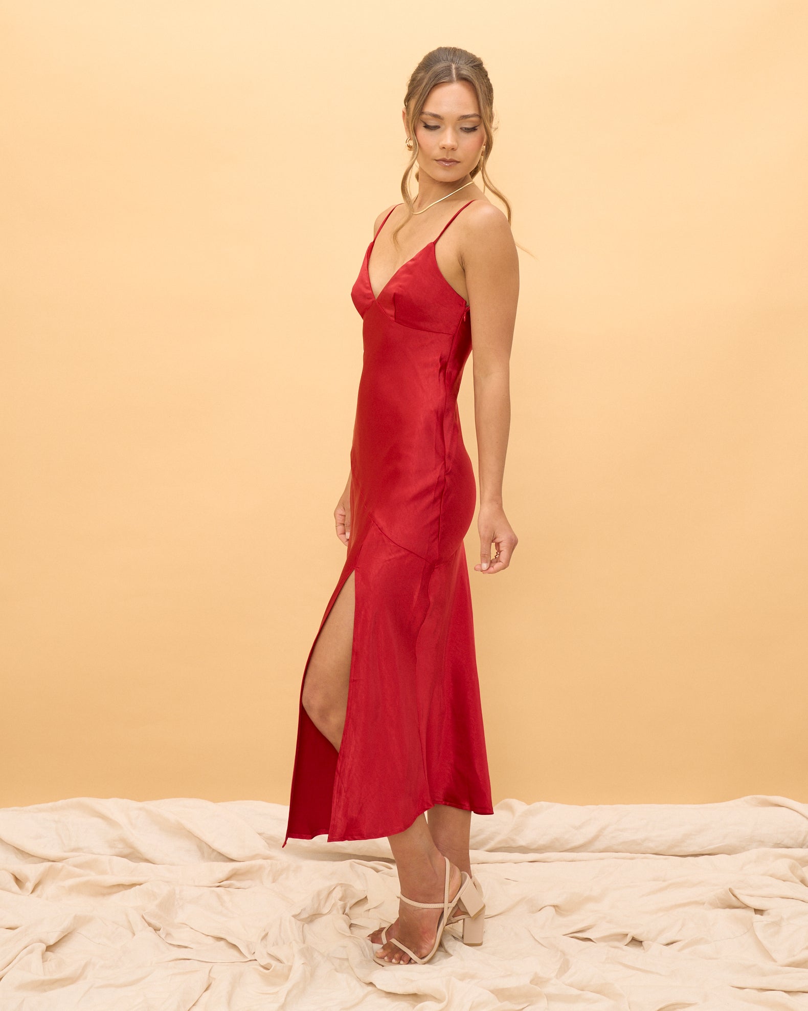 Orilla Red Midi Dress